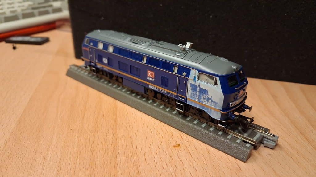 BR 218 473 König-Ludwig Lok auf Basis Tillig TT