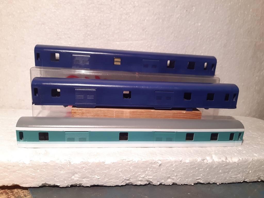 Gepäckwagen 3D Drucke Resin Musterwagen CNL und Mintling TT