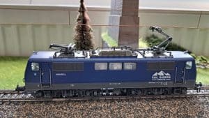 BR 111 065 Rail Bavaria Logistik RBL Annabell auf Basis Fleischmann H0