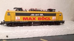 BR 111 075 auf Basis Fleischmann H0 Max Bögl Eigentümer Smart Rail