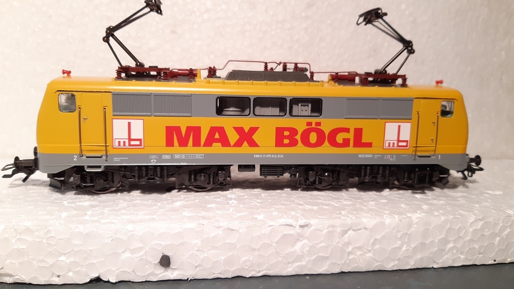 BR 111 075 auf Basis Märklin H0 Max Bögl Eigentümer Smart Rail