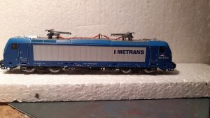 BR 187 930 SRI Rail Invest Umarbeitung von Panel Lord of Rails LTE auf Sicken METRANS  in HO Basis Piko