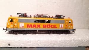 BR 111 075 auf Basis Fleischmann H0 Max Bögl Eigentümer Smart Rail