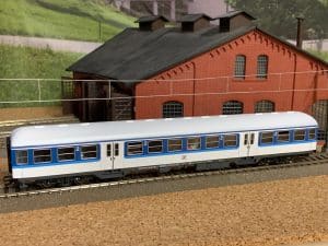 Personenwagen GfF auf Basis Roco 1:100