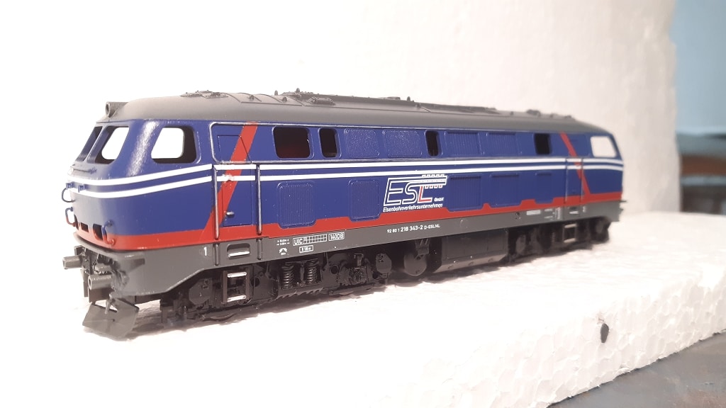 VR 218 343 der ESL Eisenbahnunternehmen auf Basis Fleischmann H0