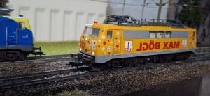 BR 111 075 auf Basis Fleischmann H0 Max Bögl Eigentümer Smart Rail