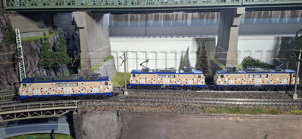 BR 111 223, BR 111 2265, BR 111 108 Smart Rail auf Basis Fleischmann H0